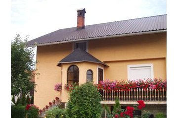 Chorwacja Privát Otočac, Zewnątrz